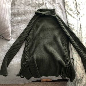 JustFab Green Tie Turtleneck Sweater